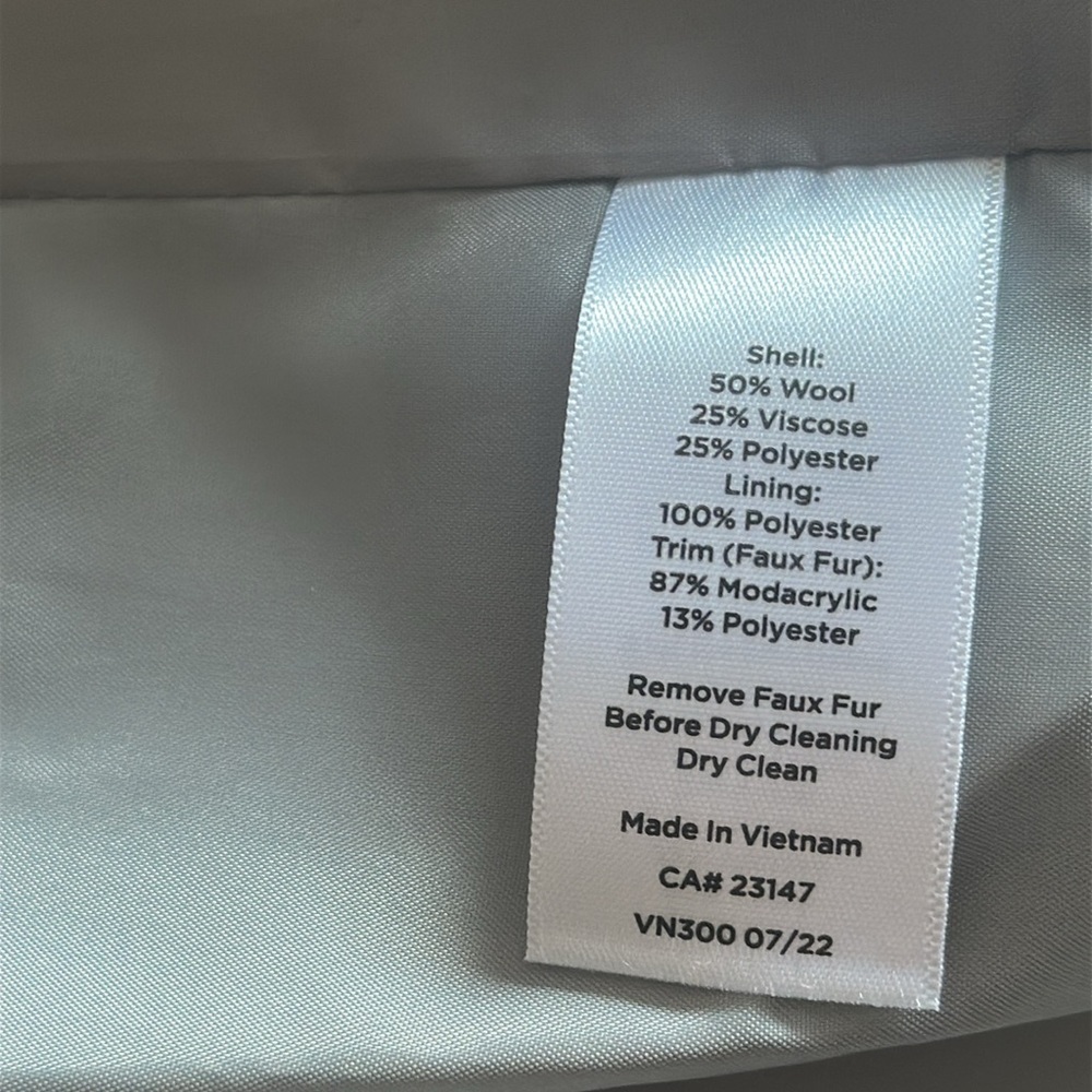 Talbots Women’s Shetland Blazer Jacket Light Gray Removable Faux Fur Trim Sz 12 - Picture 14 of 14